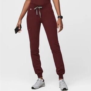 Figs Burgundy Zamora Joggers in Petite Small